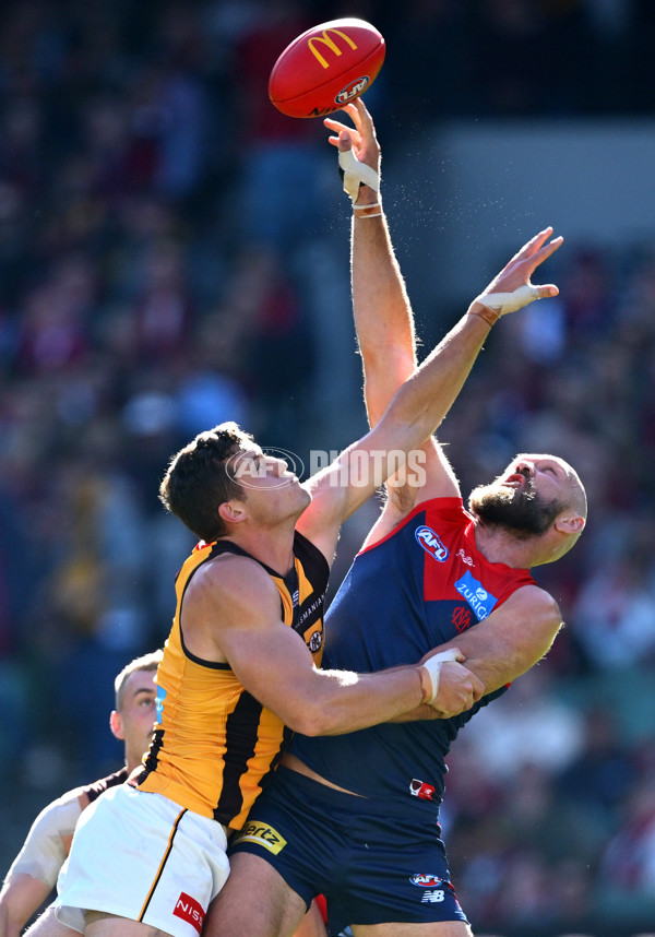 AFL 2025 Round 09 - Melbourne v Hawthorn - A-59372903