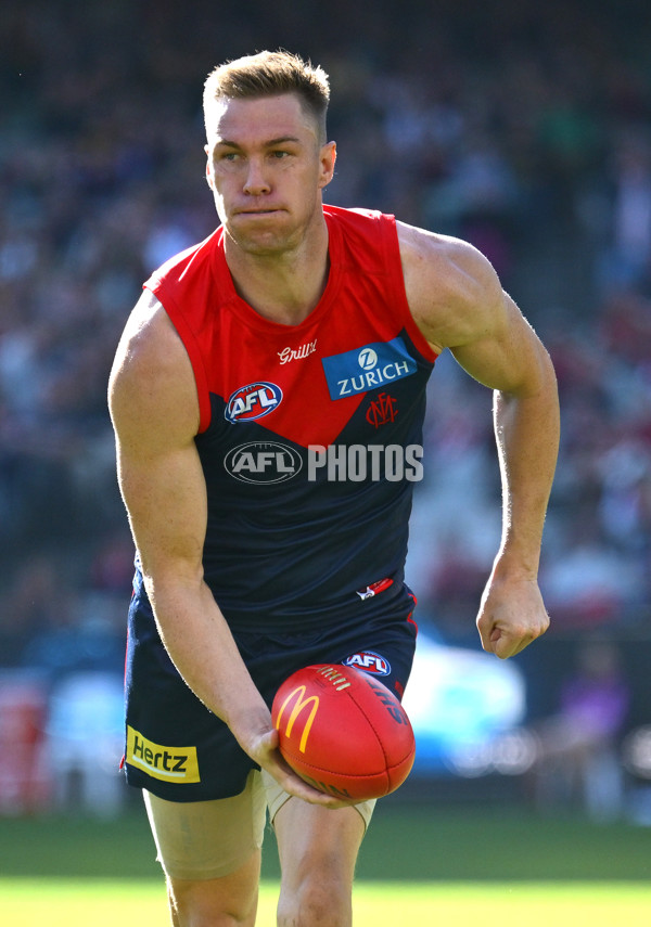 AFL 2025 Round 09 - Melbourne v Hawthorn - A-59372944