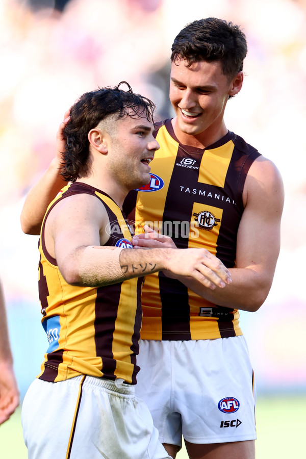 AFL 2025 Round 09 - Melbourne v Hawthorn - A-59373374