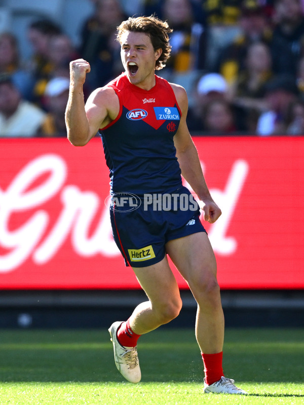 AFL 2025 Round 09 - Melbourne v Hawthorn - A-59373391