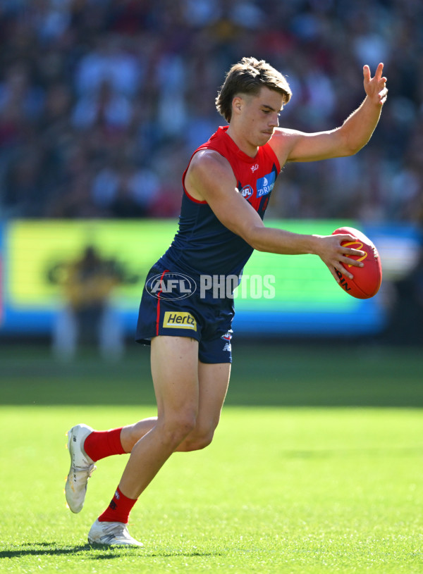 AFL 2025 Round 09 - Melbourne v Hawthorn - A-59373393