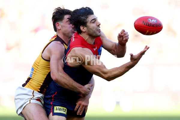 AFL 2025 Round 09 - Melbourne v Hawthorn - A-59376079