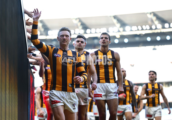 AFL 2025 Round 09 - Melbourne v Hawthorn - A-59376770