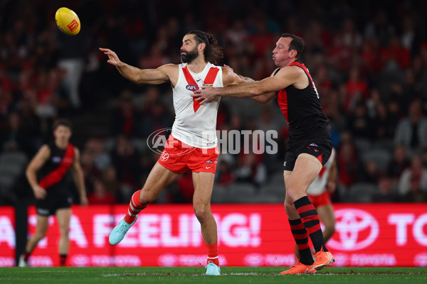 AFL 2025 Round 09 - Essendon v Sydney - A-59378630