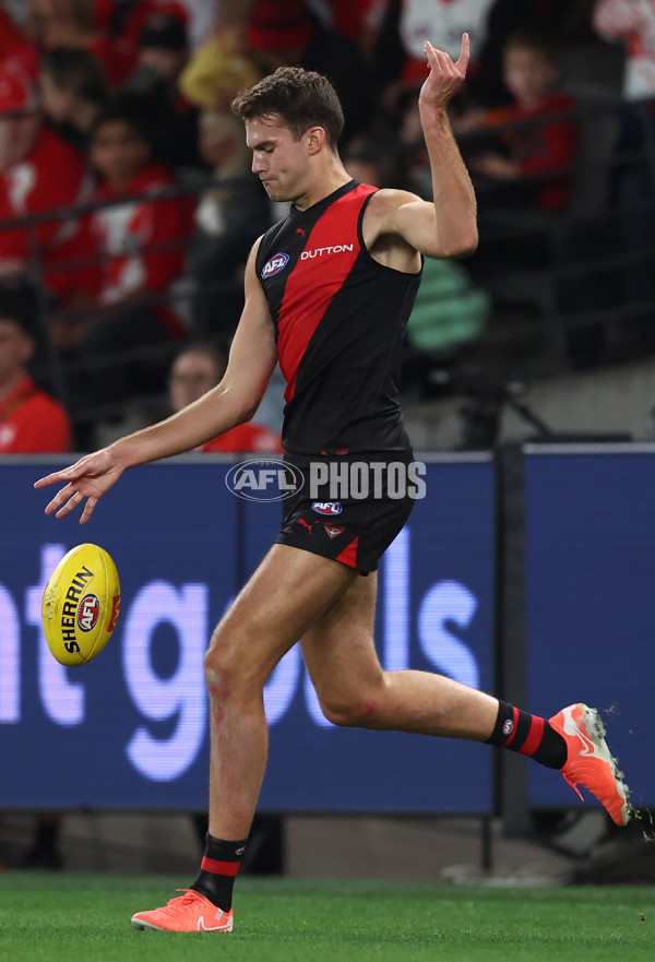 AFL 2025 Round 09 - Essendon v Sydney - A-59378699