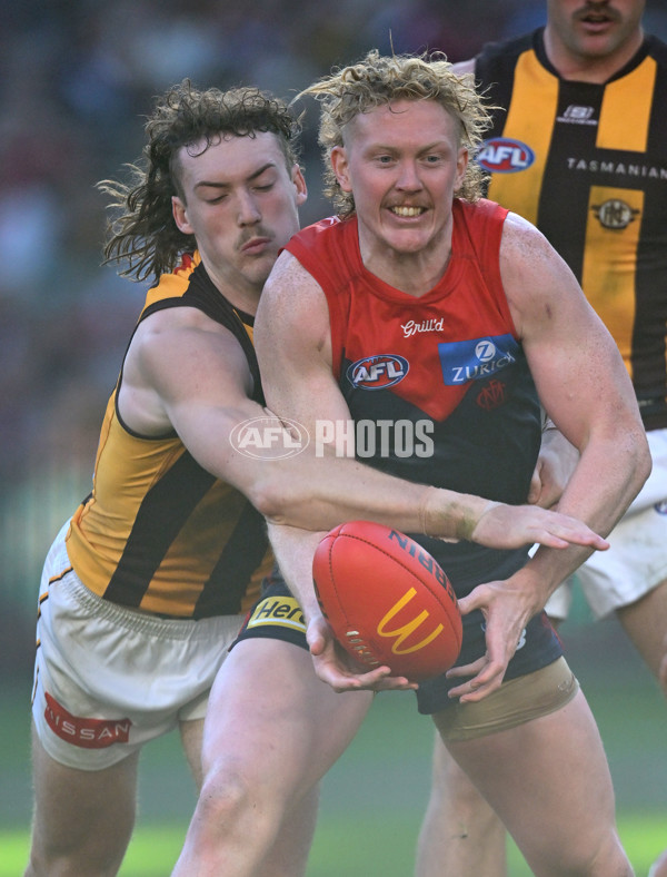 AFL 2025 Round 09 - Melbourne v Hawthorn - A-59380434