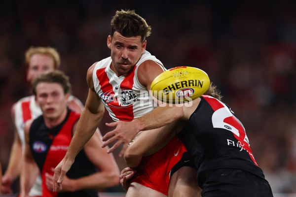 AFL 2025 Round 09 - Essendon v Sydney - A-59380471