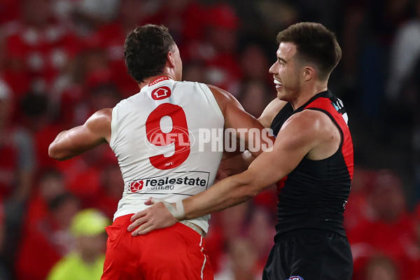 AFL 2025 Round 09 - Essendon v Sydney - A-59381209