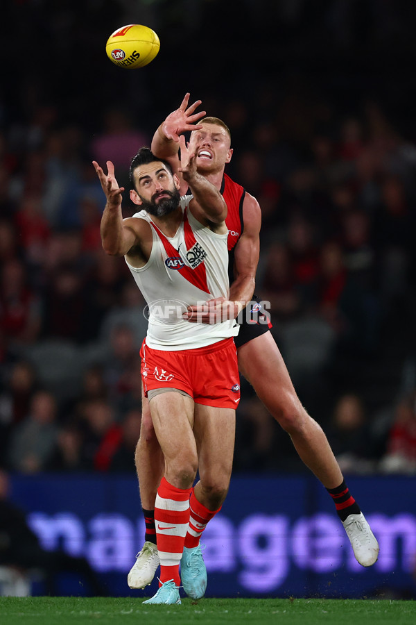 AFL 2025 Round 09 - Essendon v Sydney - A-59381224