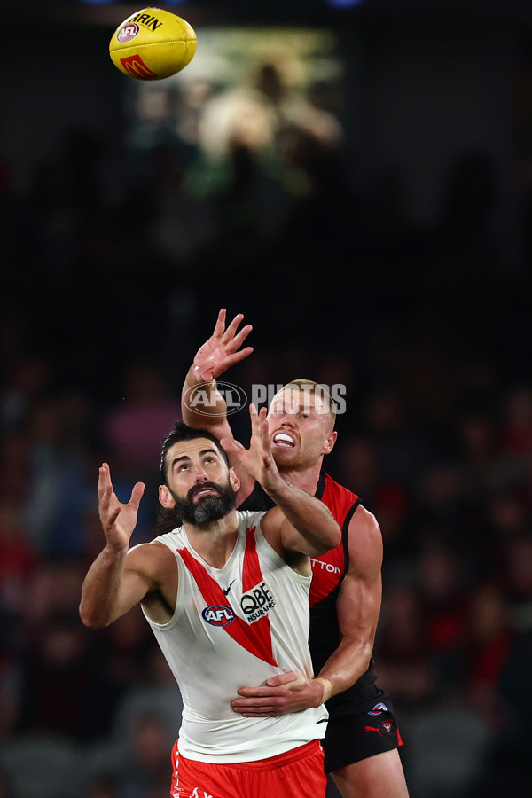 AFL 2025 Round 09 - Essendon v Sydney - A-59381232