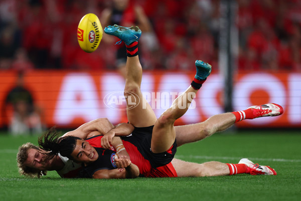 AFL 2025 Round 09 - Essendon v Sydney - A-59383413