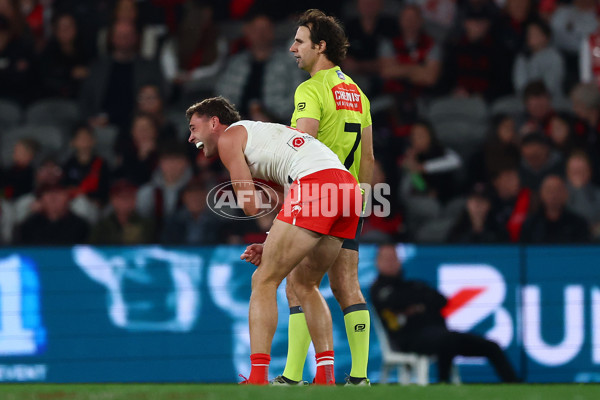 AFL 2025 Round 09 - Essendon v Sydney - A-59383415