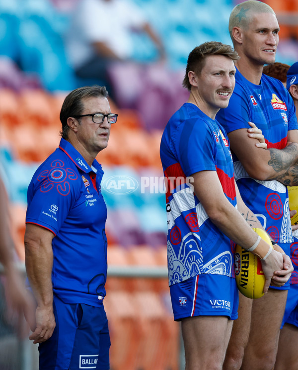 AFL 2025 Round 09 - Gold Coast v Western Bulldogs - A-59383430