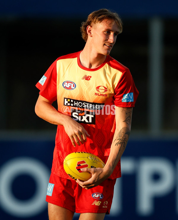 AFL 2025 Round 09 - Gold Coast v Western Bulldogs - A-59386196