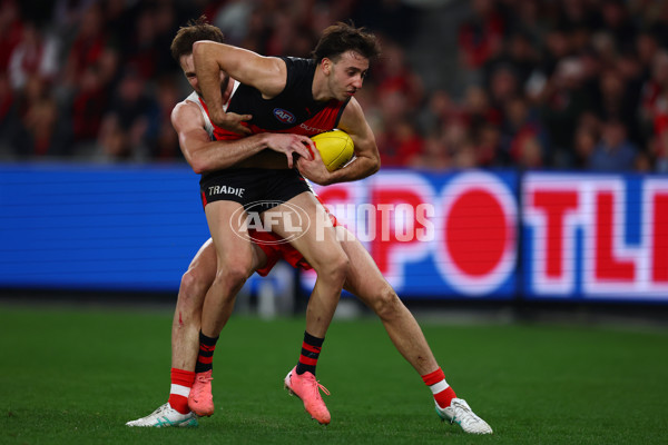 AFL 2025 Round 09 - Essendon v Sydney - A-59386267