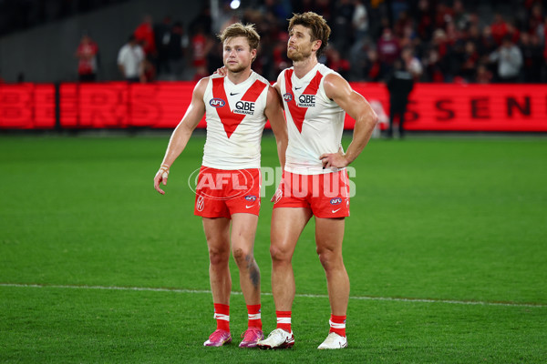 AFL 2025 Round 09 - Essendon v Sydney - A-59386353