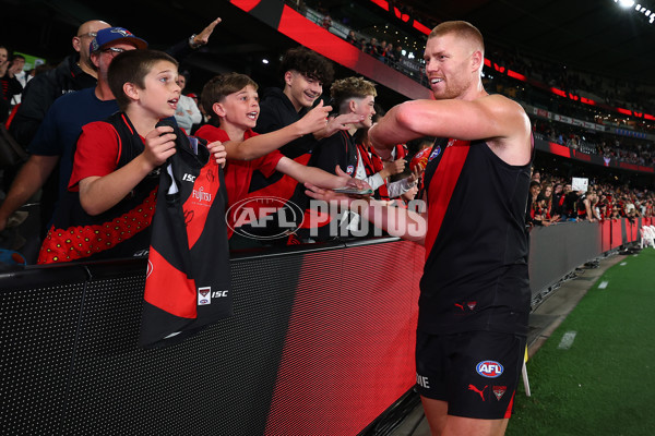 AFL 2025 Round 09 - Essendon v Sydney - A-59386358