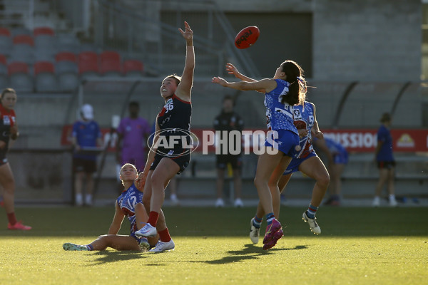 VFLW 2025 Round 04 - Western Bulldogs v Casey Demons - A-59388858