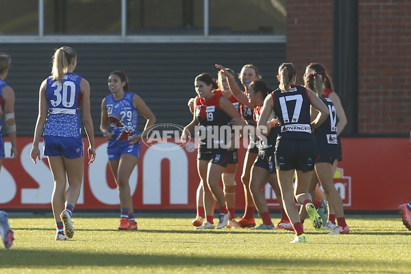 VFLW 2025 Round 04 - Western Bulldogs v Casey Demons - A-59388883