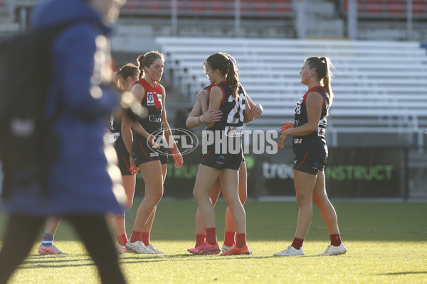 VFLW 2025 Round 04 - Western Bulldogs v Casey Demons - A-59388885