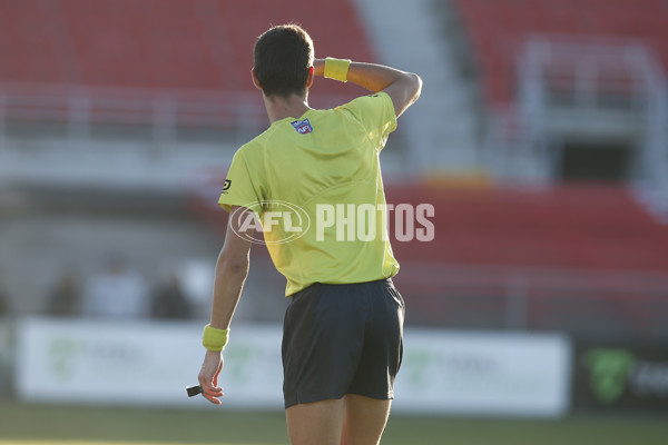 VFLW 2025 Round 04 - Western Bulldogs v Casey Demons - A-59389450