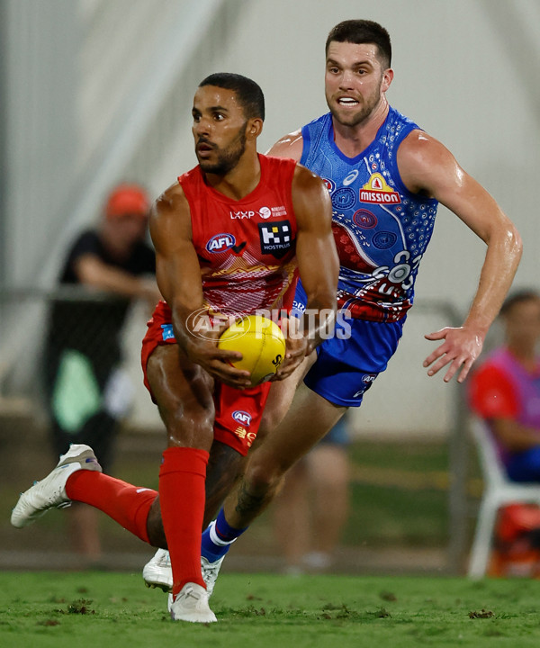 AFL 2025 Round 09 - Gold Coast v Western Bulldogs - A-59391251