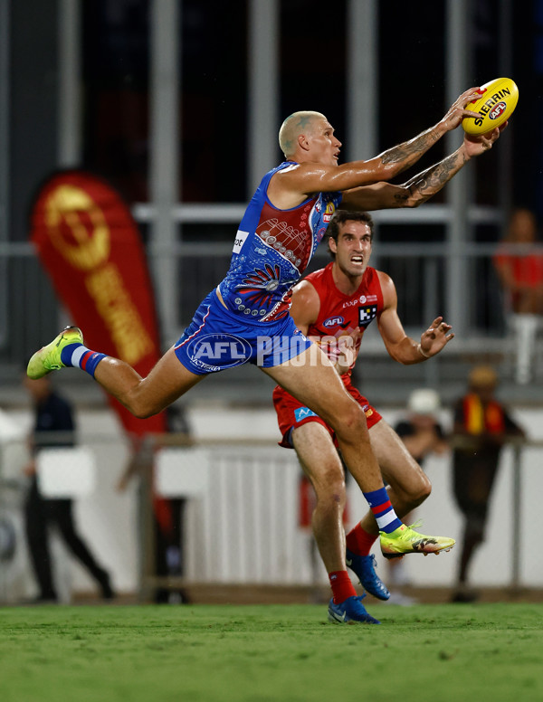 AFL 2025 Round 09 - Gold Coast v Western Bulldogs - A-59391268