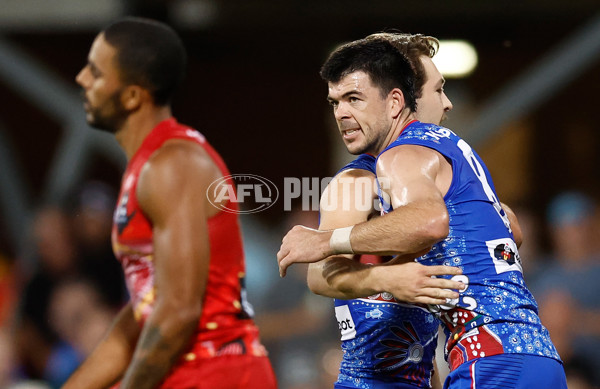 AFL 2025 Round 09 - Gold Coast v Western Bulldogs - A-59391859