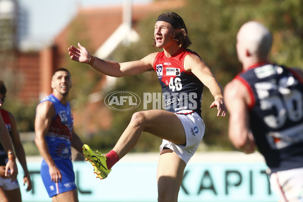 VFL 2025 Round 07 - Footscray Bulldogs v Casey Demons - A-59394111