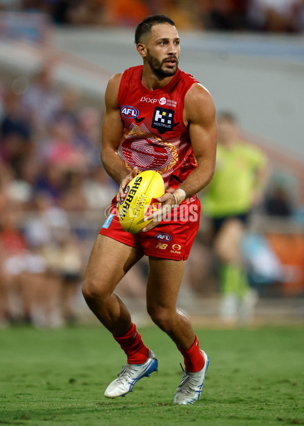 AFL 2025 Round 09 - Gold Coast v Western Bulldogs - A-59394850
