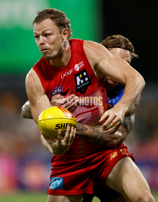 AFL 2025 Round 09 - Gold Coast v Western Bulldogs - A-59397109