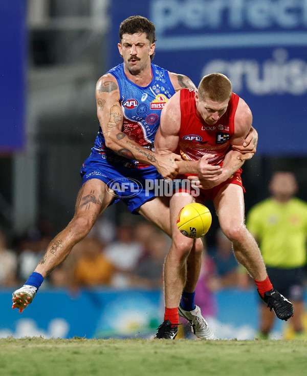 AFL 2025 Round 09 - Gold Coast v Western Bulldogs - A-59398859