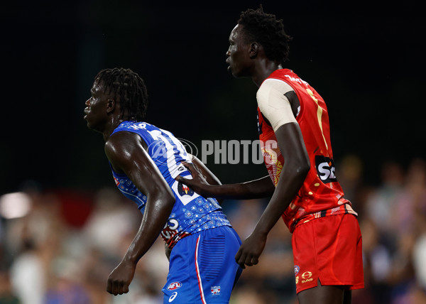 AFL 2025 Round 09 - Gold Coast v Western Bulldogs - A-59398887