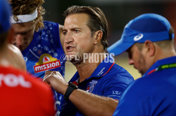 AFL 2025 Round 09 - Gold Coast v Western Bulldogs - A-59399383