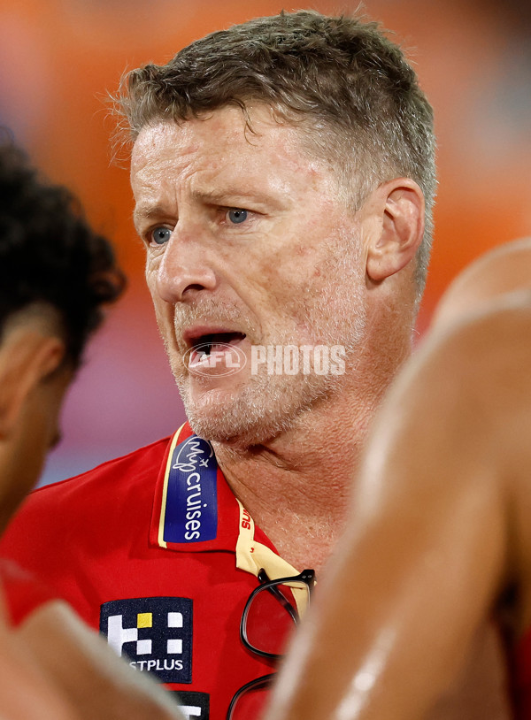 AFL 2025 Round 09 - Gold Coast v Western Bulldogs - A-59399384