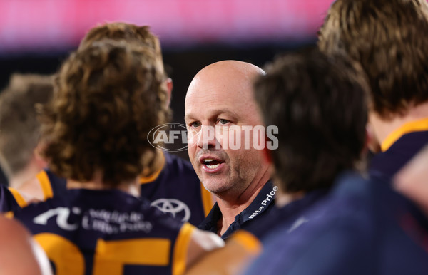 AFL 2025 Round 09 - Port Adelaide v Adelaide - A-59401402