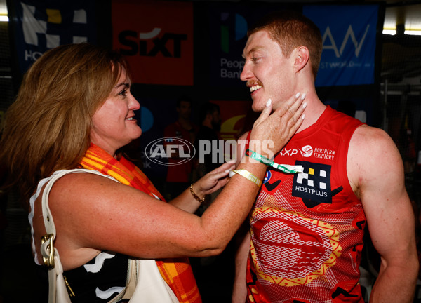 AFL 2025 Round 09 - Gold Coast v Western Bulldogs - A-59401406