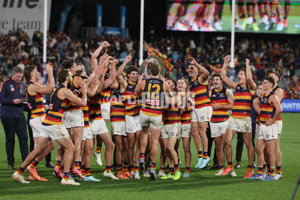 AFL 2025 Round 09 - Port Adelaide v Adelaide - A-59404046