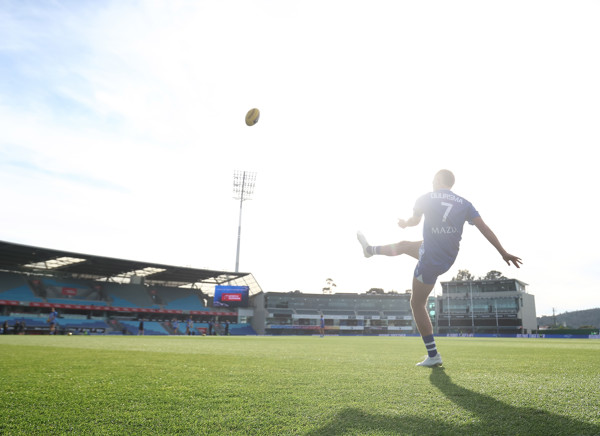 AFL 2025 Round 09 - North Melbourne v Brisbane - A-59414831
