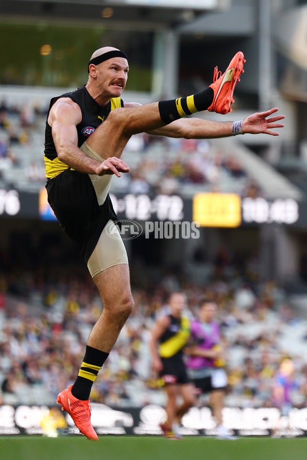 AFL 2025 Round 09 - Richmond v West Coast - A-59418932