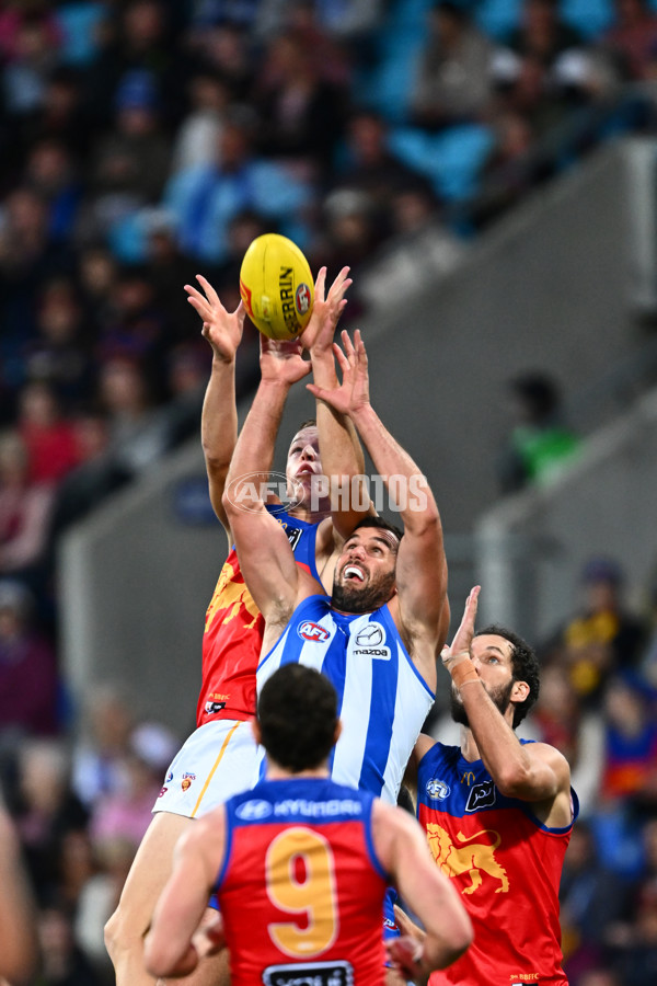 AFL 2025 Round 09 - North Melbourne v Brisbane - A-59424772