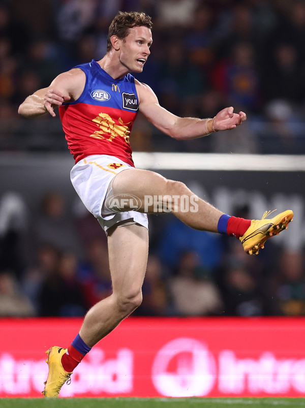 AFL 2025 Round 09 - North Melbourne v Brisbane - A-59424842