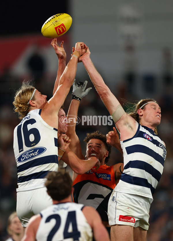 AFL 2025 Round 09 - Geelong v GWS - A-59426527