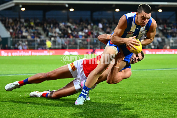 AFL 2025 Round 09 - North Melbourne v Brisbane - A-59426558