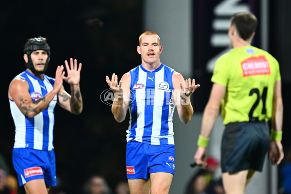 AFL 2025 Round 09 - North Melbourne v Brisbane - A-59427533