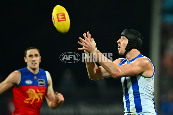 AFL 2025 Round 09 - North Melbourne v Brisbane - A-59427539