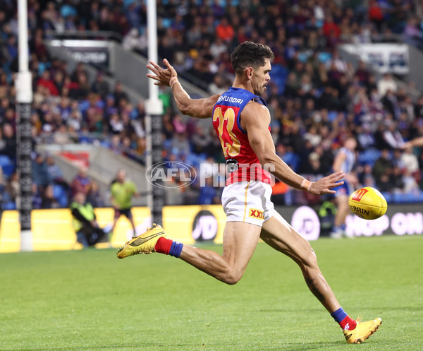 AFL 2025 Round 09 - North Melbourne v Brisbane - A-59429817