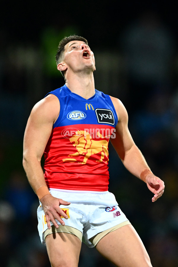 AFL 2025 Round 09 - North Melbourne v Brisbane - A-59429858