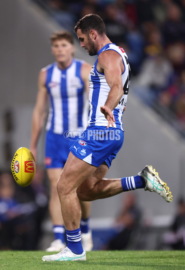 AFL 2025 Round 09 - North Melbourne v Brisbane - A-59429873