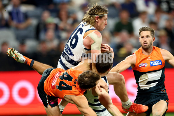 AFL 2025 Round 09 - Geelong v GWS - A-59430001